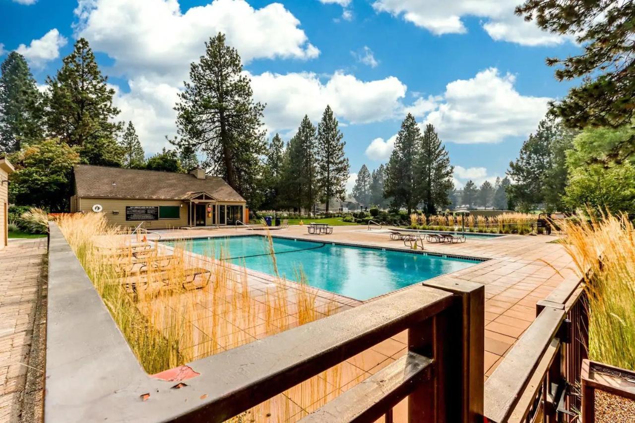 Seventh Mountain Resort Deschutes River Woods ภายนอก รูปภาพ