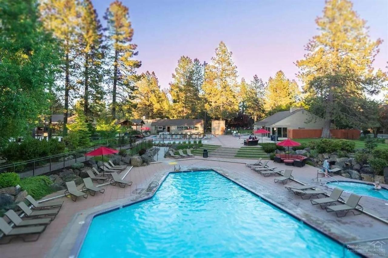 Seventh Mountain Resort Deschutes River Woods ภายนอก รูปภาพ