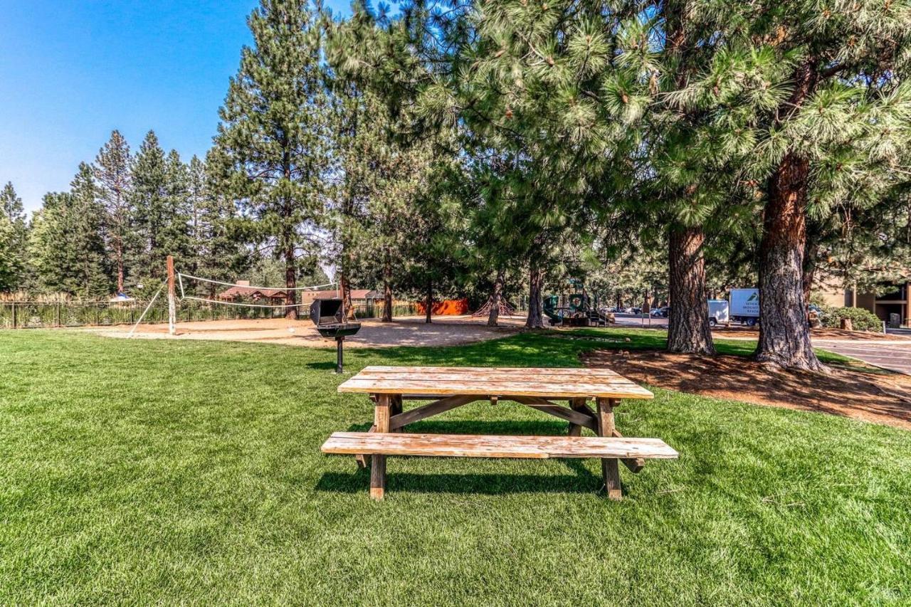 Seventh Mountain Resort Deschutes River Woods ภายนอก รูปภาพ