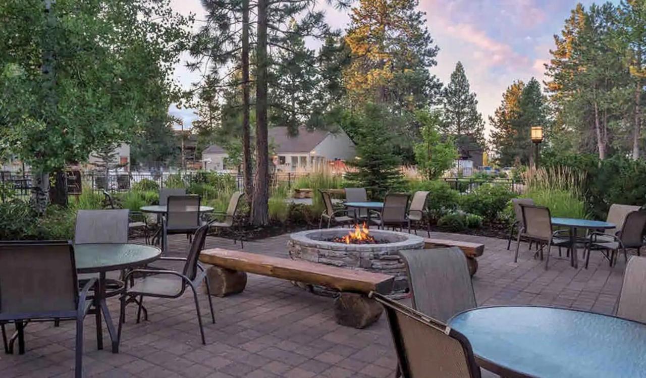 Seventh Mountain Resort Deschutes River Woods ภายนอก รูปภาพ